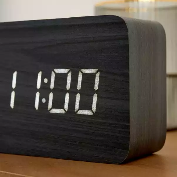 Dunelm Modern Digital LED Alarm Clock 4 Dunelm Modern Digital LED Alarm Clock - Image 2