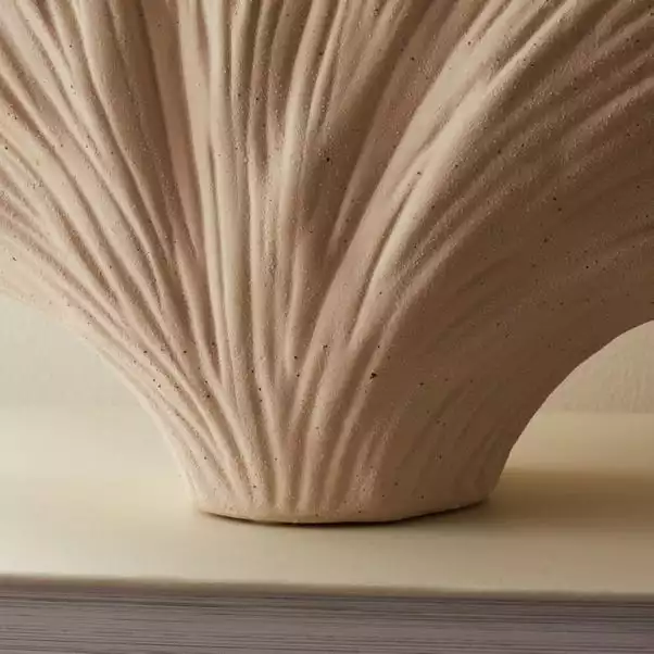 Dunelm Gingko Shell Vase Cream 32cm 5 Dunelm Gingko Shell Vase Cream 32cm - Image 3