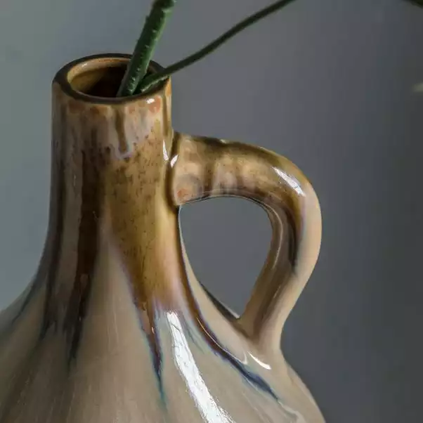 Cedar & Sage Uplees Vase With Handle 4 Cedar & Sage Uplees Vase With Handle - Image 2