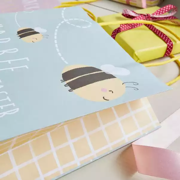 Dunelm Pack Of 4 Happy Easter Paper Gift Bags 4 Dunelm Pack Of 4 Happy Easter Paper Gift Bags - Image 2