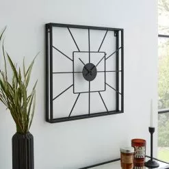 Dunelm Indoor Outdoor London Clock 45cm -Cheap clocks Store 30791944 alt01