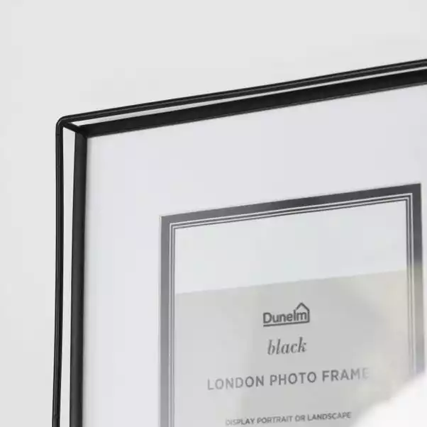 Dunelm London Photo Frame 10x8 6 Dunelm London Photo Frame 10x8 - Image 4