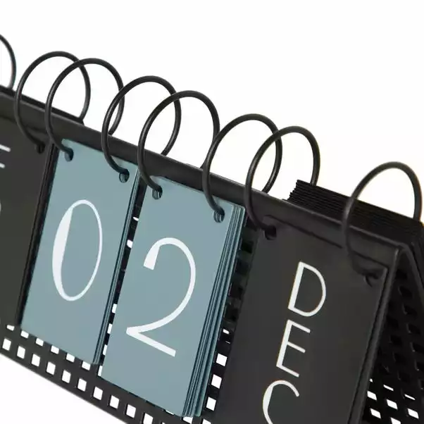 Dunelm Smart Industrial Calendar Block 4 Dunelm Smart Industrial Calendar Block - Image 3